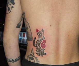 tatouage chat graphique